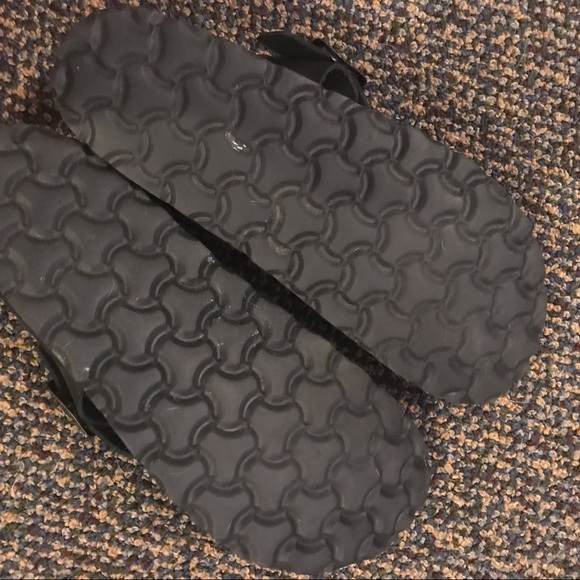 Sandals. - Picture 7 of 7